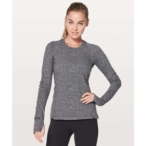 Lululemon Size 6 Heathered Gray Long Sleeve Thumbhole Zip Pocket Top